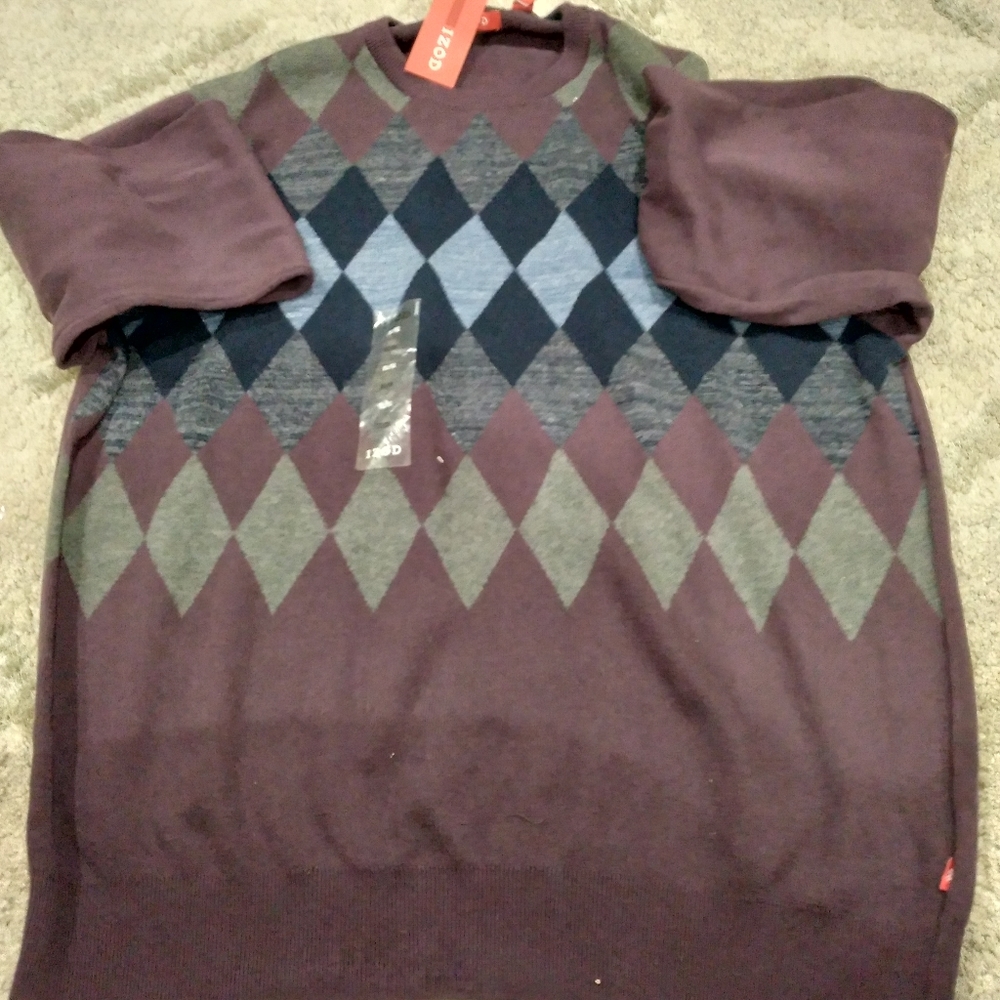 Izod sweater